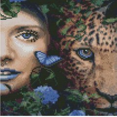 Алмазна мозаїка Strateg ПРЕМІУМ Дівчина з леопардом 30х30 см CA-0056